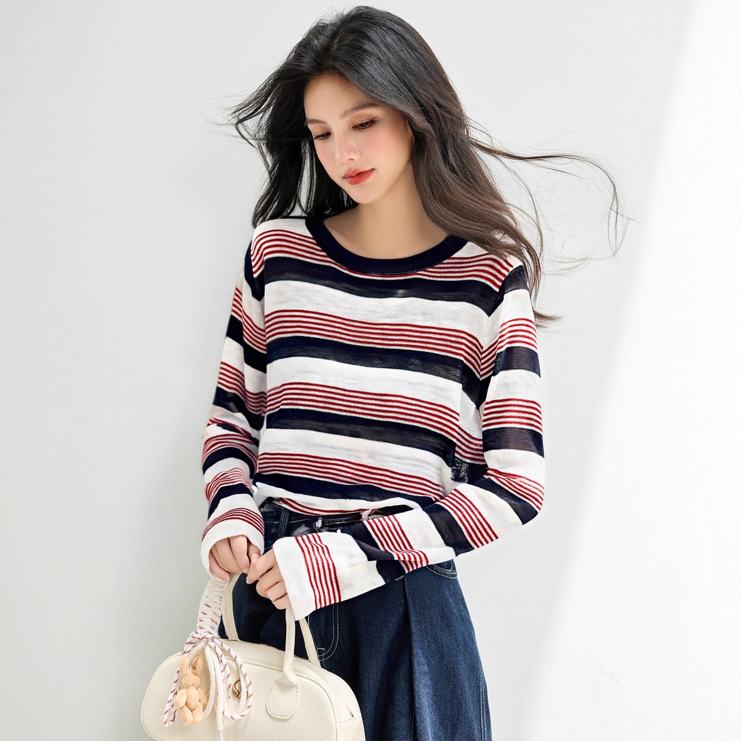 Laid-back Style Striped Long Sleeve Knit Top for WomenSoft Color-blocked Lightweight Sweater