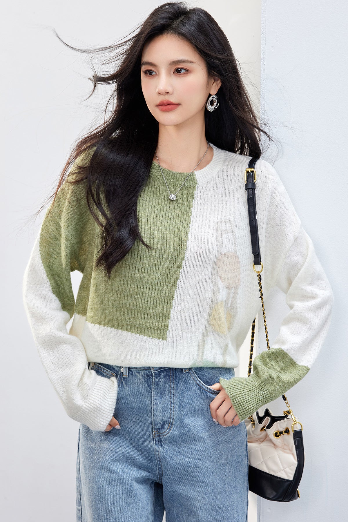 Artistic Collaboration Loose Soft Knit Sweater for Women, Round Neck Knit Top