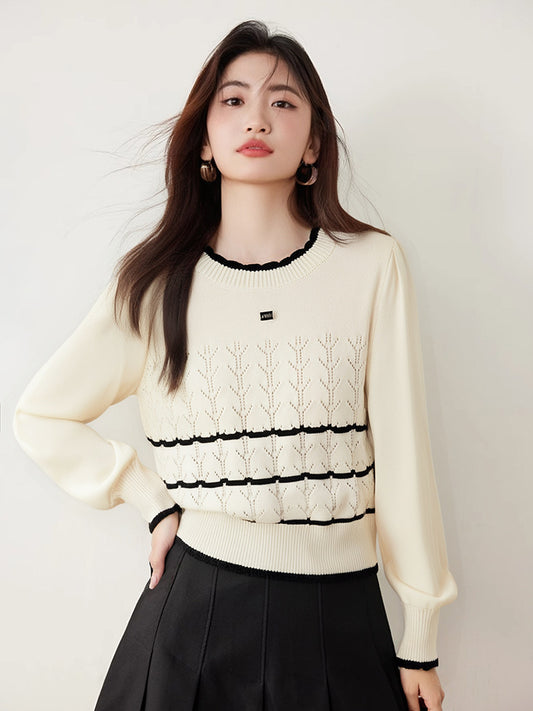 Fashionable style Color-blocked Knit Sweater with Round Neck, Slim Fit, French Chic Design